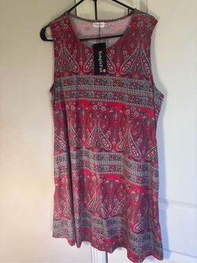 SimpleFun Red Paisley Sleeveless Shift Dress